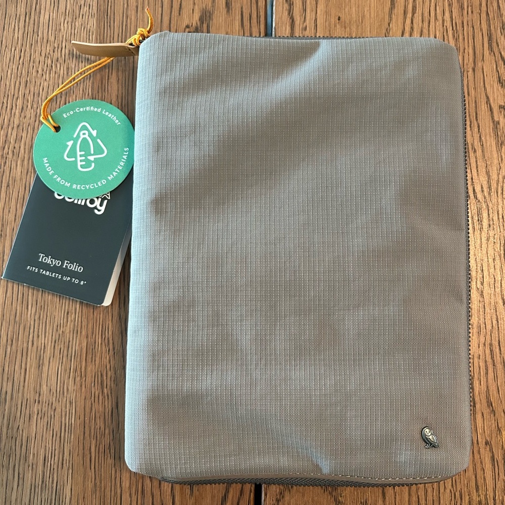 Bellroy Tokyo Folio in Gray